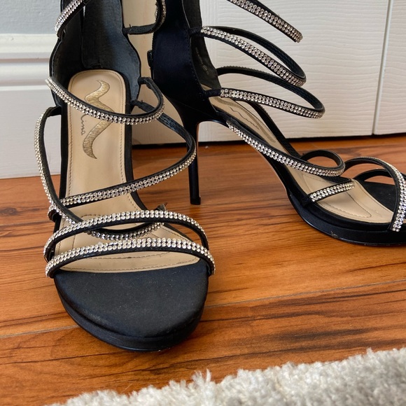 black and diamond heels